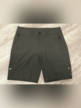 Dark olive wind river women’s shorts